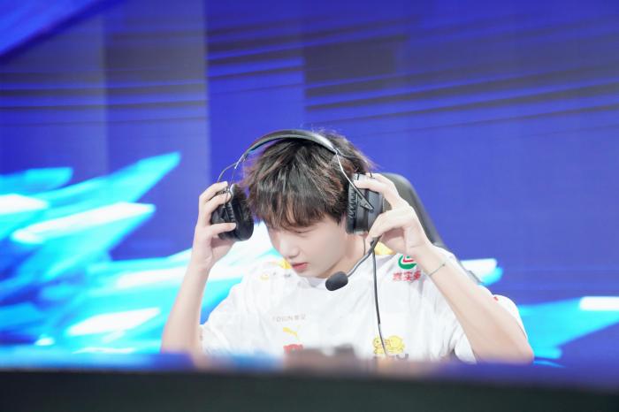 来日尚漫长的飞牛大将军：从打荷少年到总决赛