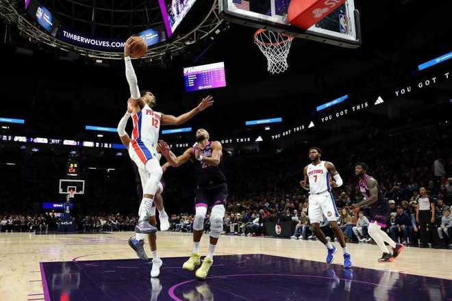 活塞客场大胜森林狼巩固东部第一，末节扩大2