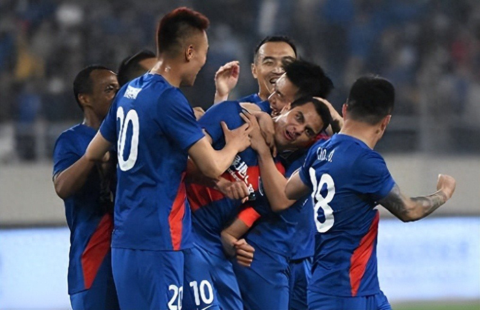 申花客场力克国安 新星吴启鹏成最大发现